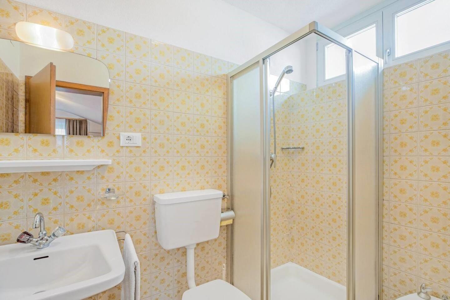 Olang Residence Kruma מראה חיצוני תמונה